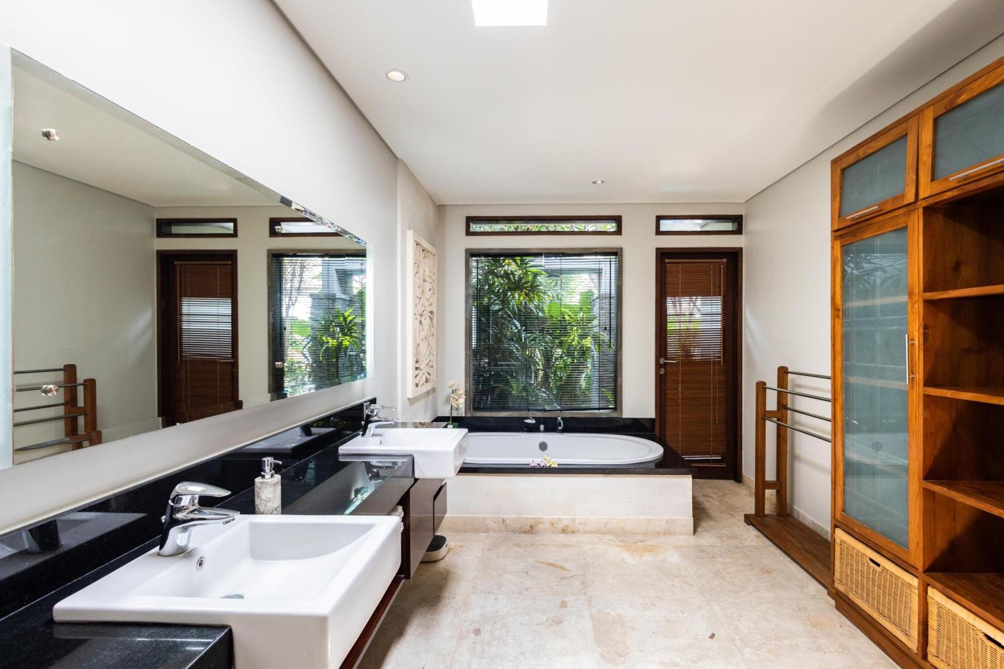 Kejora Beachfront Estate Sanur - Luxurious Villa Seven Kejora Exterior photo